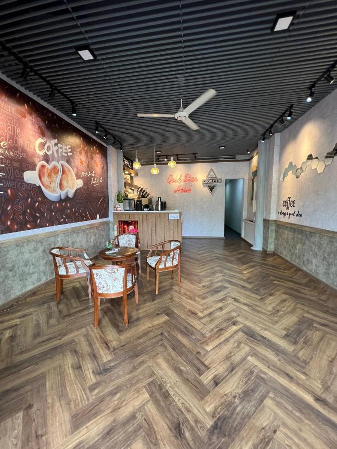 Golf Star Hotel Chi Khu Co Ong ภายนอก รูปภาพ